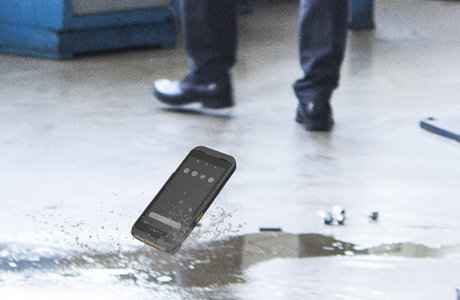 高い堅牢性と防塵防滴性能