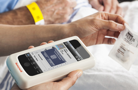 クラス最高の読み取り精度と移動体読み取り